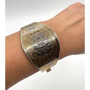 Vintage Etched Victorian Art Deco Wide Hinged Bangle Bracelet